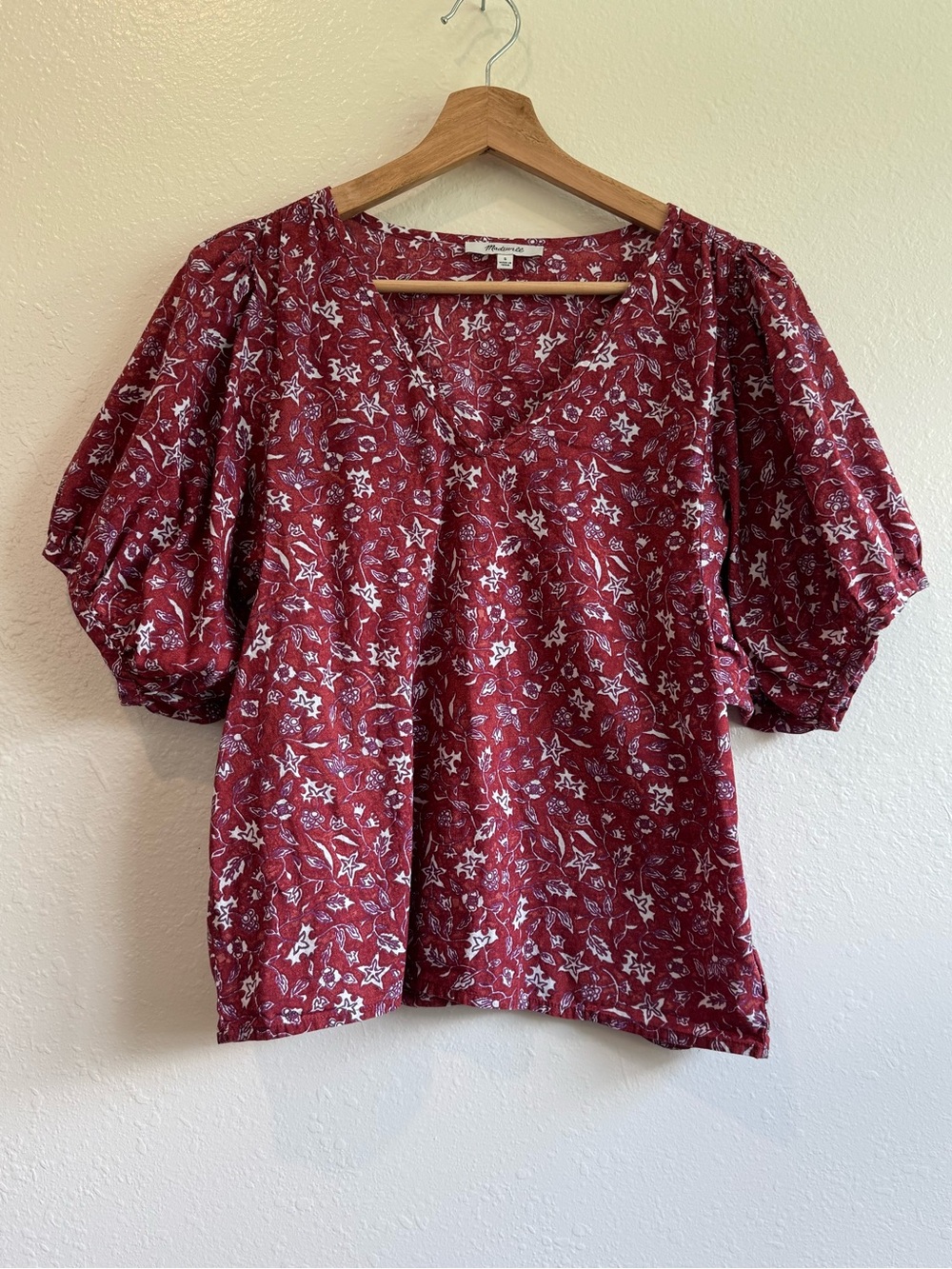 Madewell Burgundy Floral V-Neck Puff Sleeve Blouse | Size S